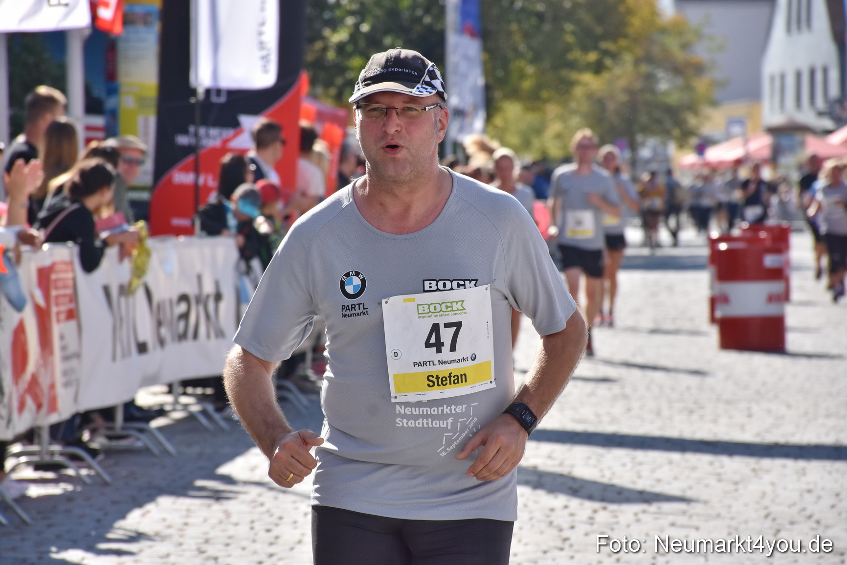 Zieleinlauf Stadtlauf Neumarkt 2018 0601