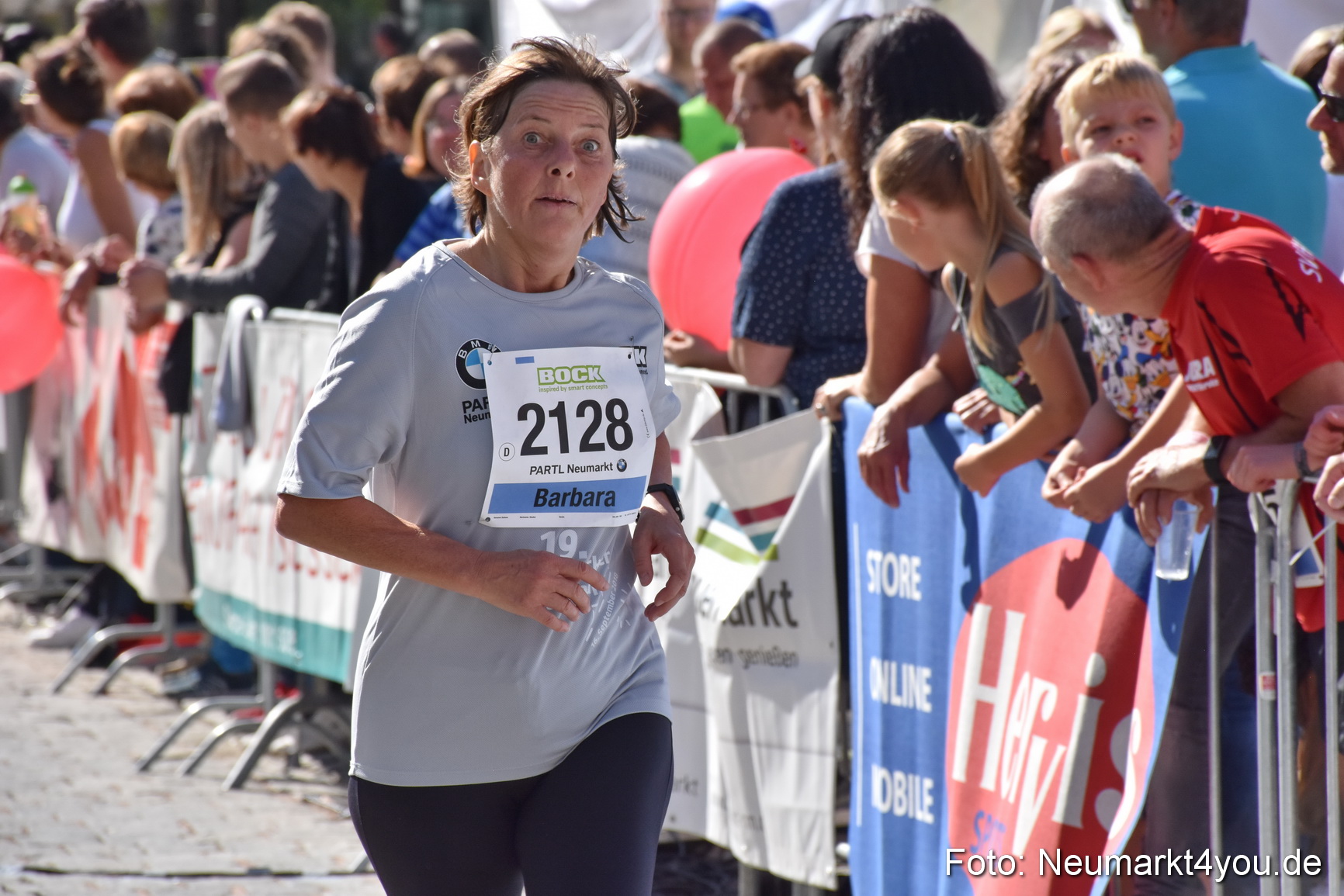 Zieleinlauf Stadtlauf Neumarkt 2018 0610