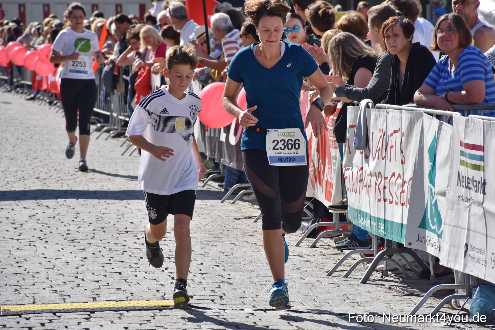 Zieleinlauf Stadtlauf Neumarkt 2018 0614