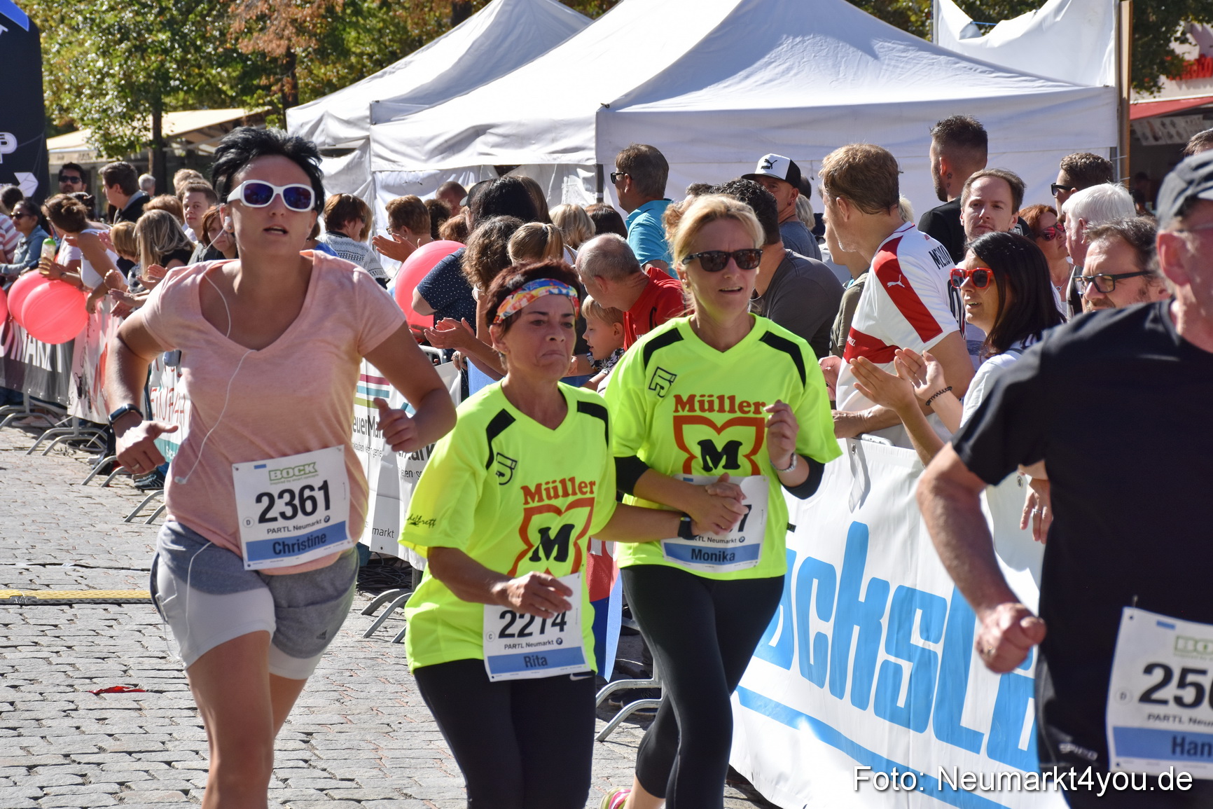 Zieleinlauf Stadtlauf Neumarkt 2018 0615