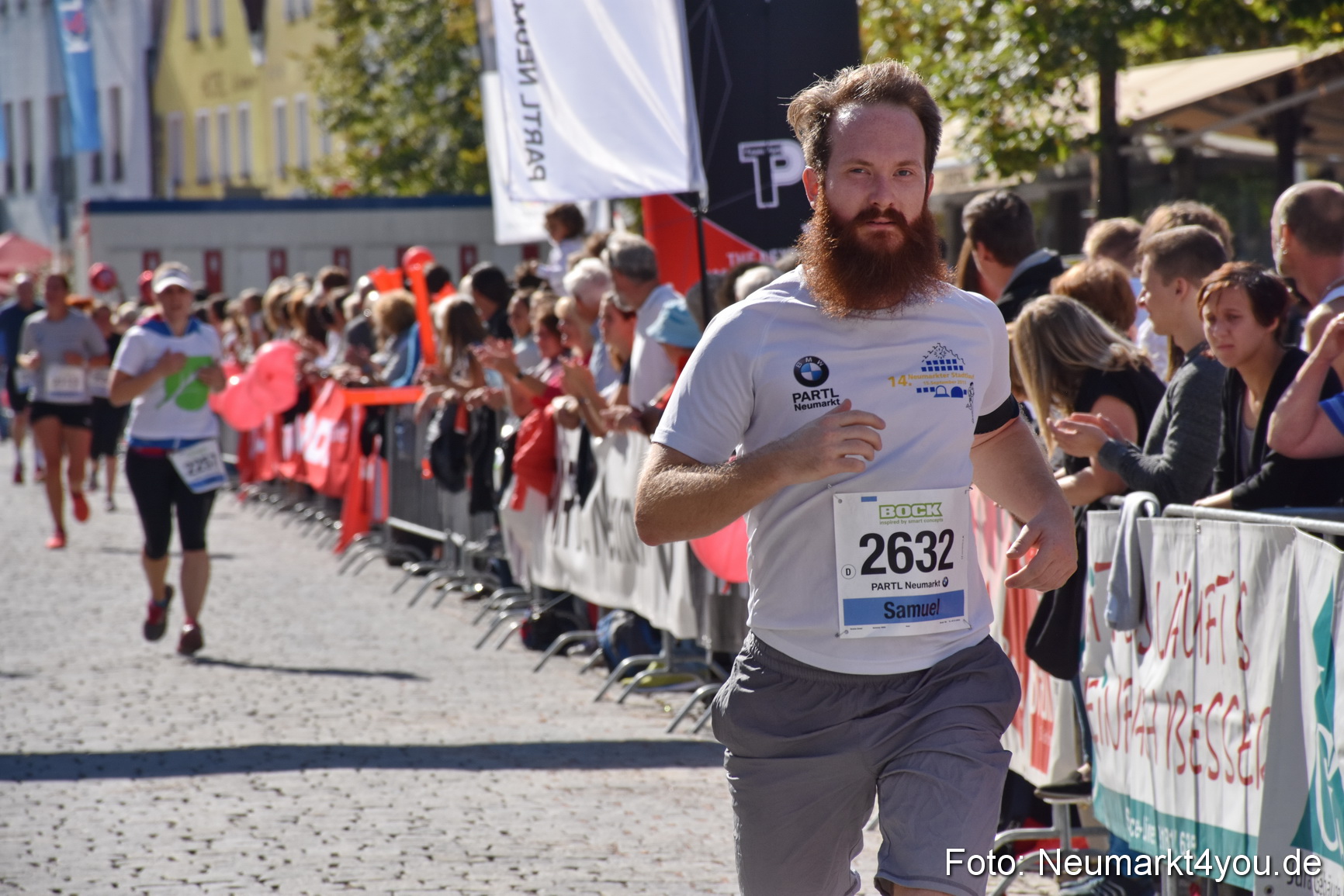 Zieleinlauf Stadtlauf Neumarkt 2018 0624