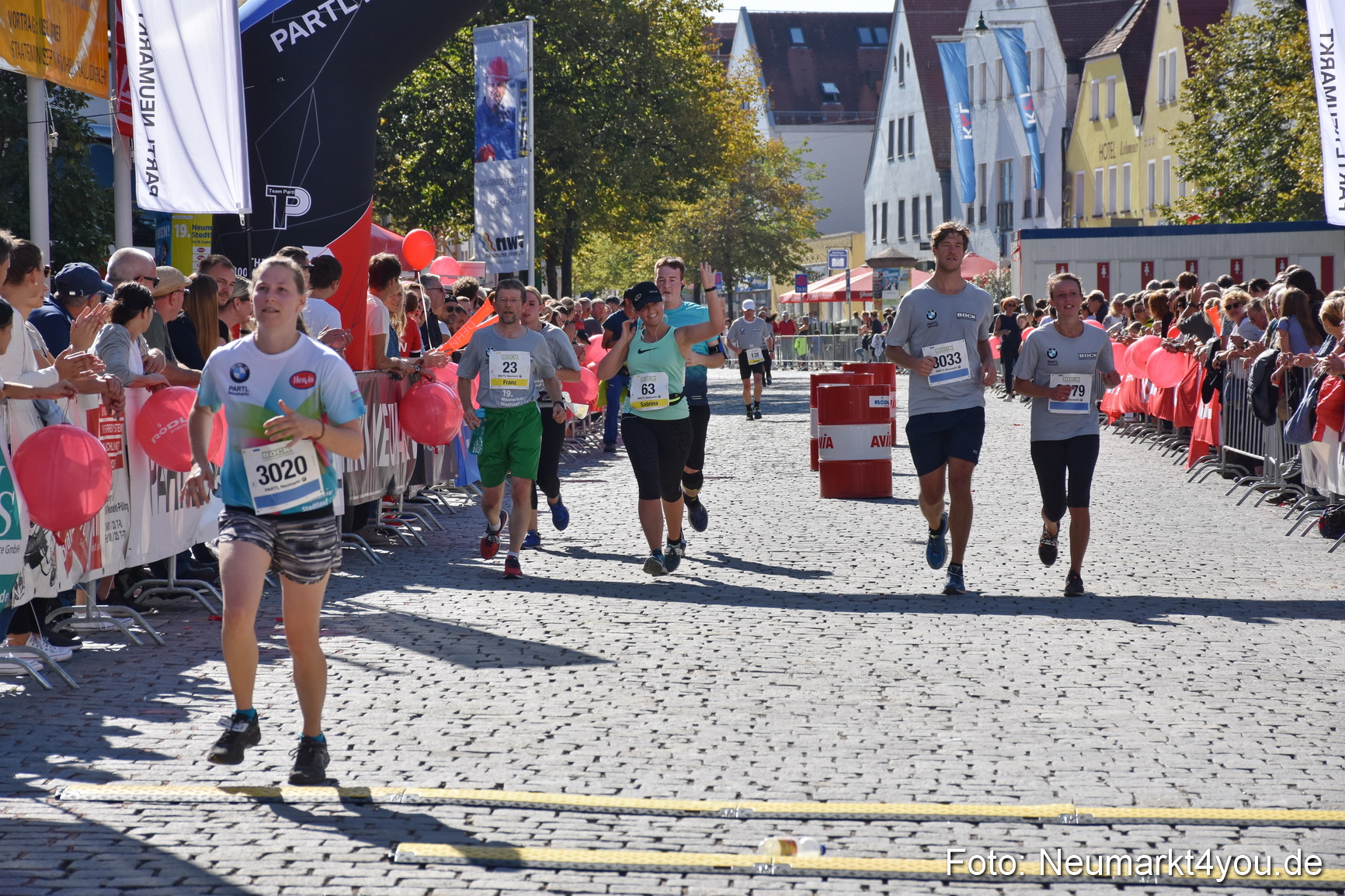 Zieleinlauf Stadtlauf Neumarkt 2018 0647
