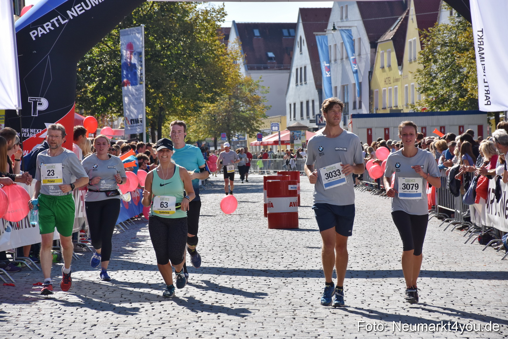 Zieleinlauf Stadtlauf Neumarkt 2018 0648