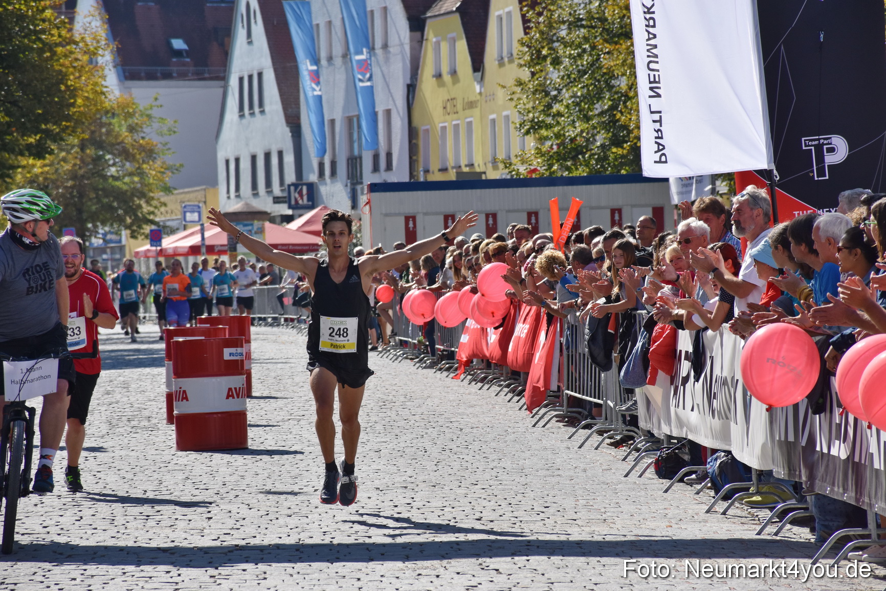 Zieleinlauf Stadtlauf Neumarkt 2018 0651