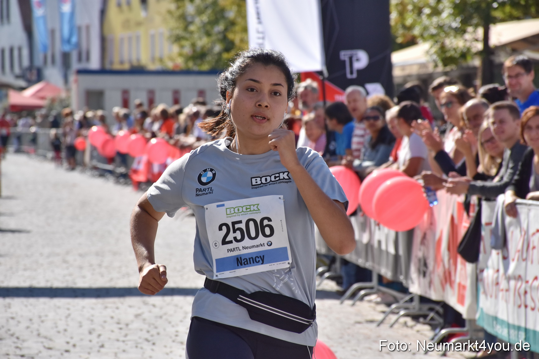 Zieleinlauf Stadtlauf Neumarkt 2018 0683
