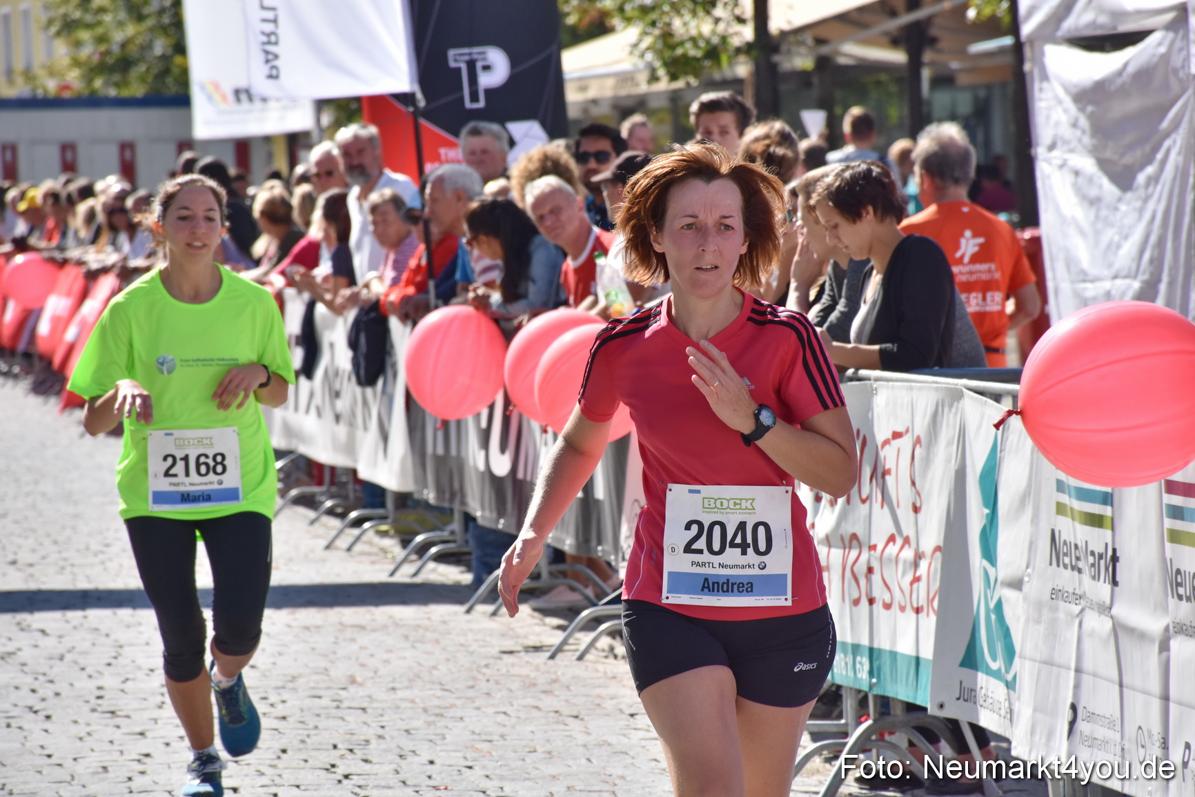 Zieleinlauf Stadtlauf Neumarkt 2018 0691
