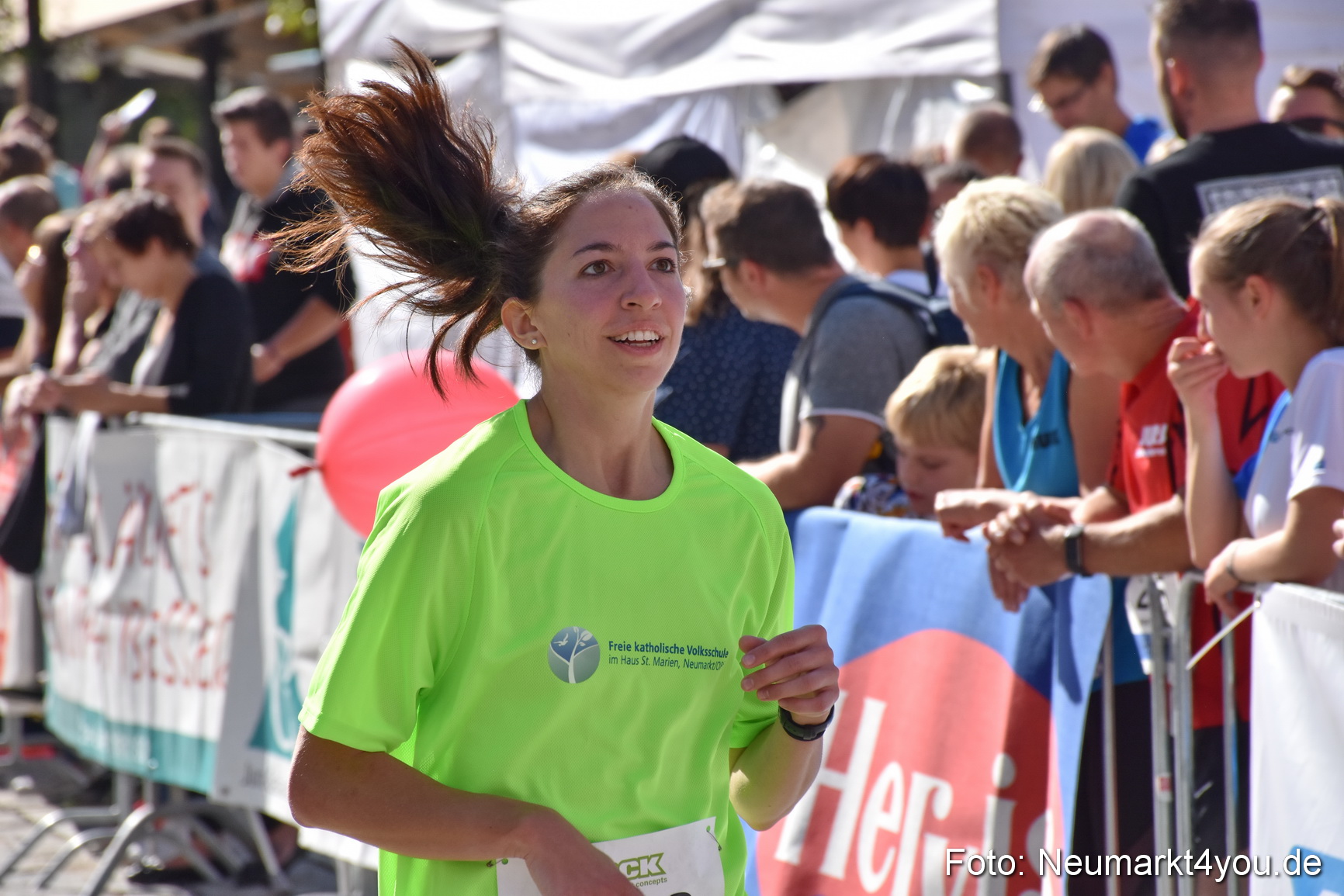 Zieleinlauf Stadtlauf Neumarkt 2018 0692