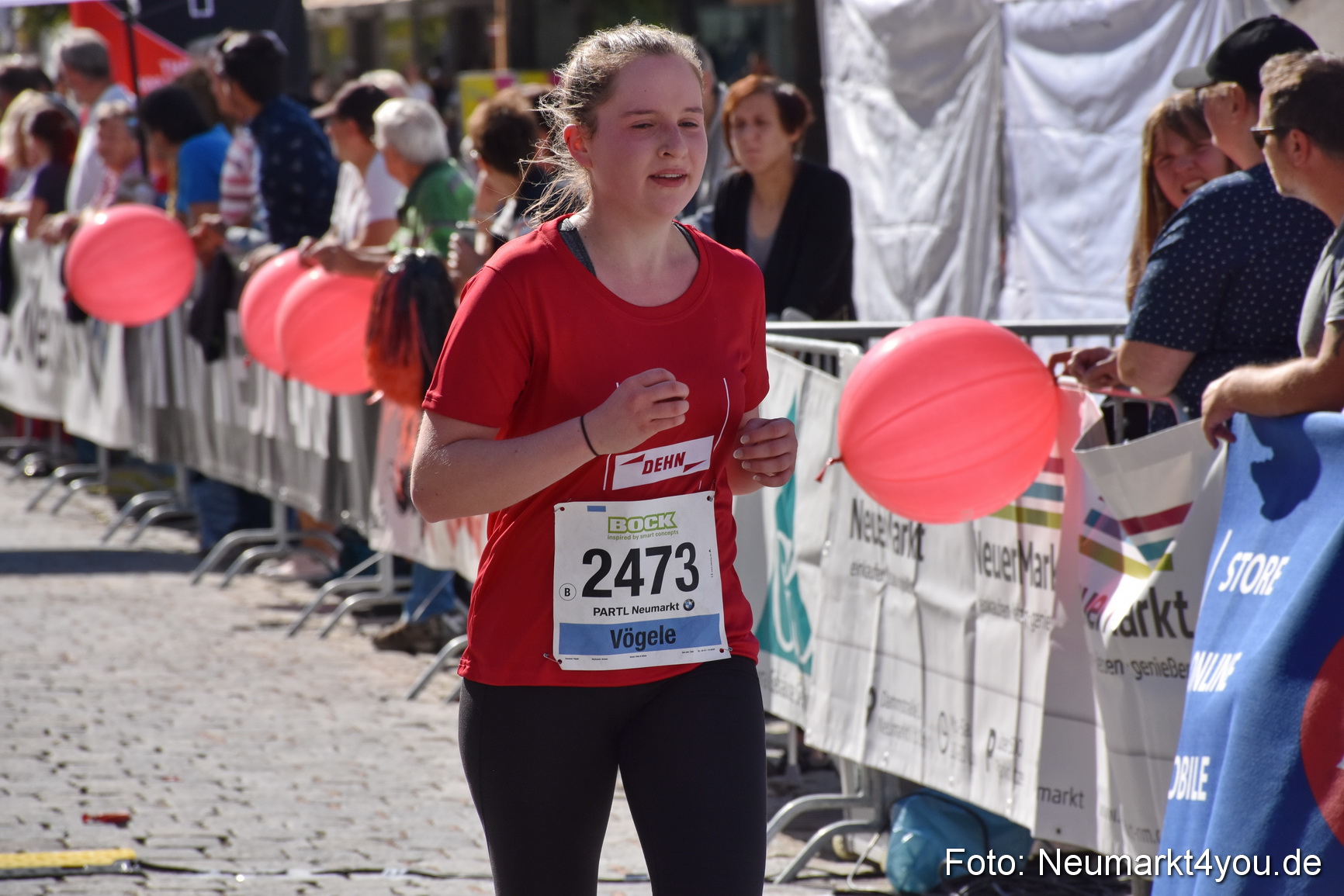 Zieleinlauf Stadtlauf Neumarkt 2018 0695