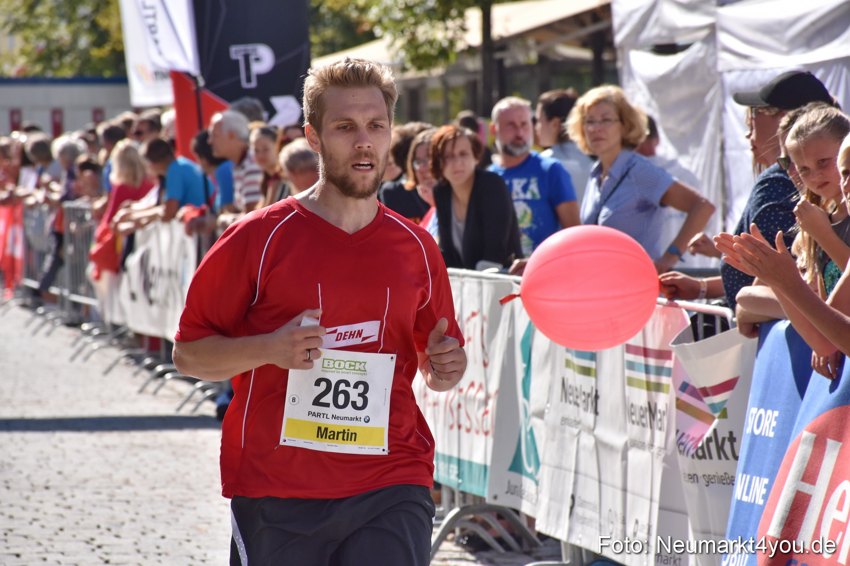 Zieleinlauf Stadtlauf Neumarkt 2018 0721