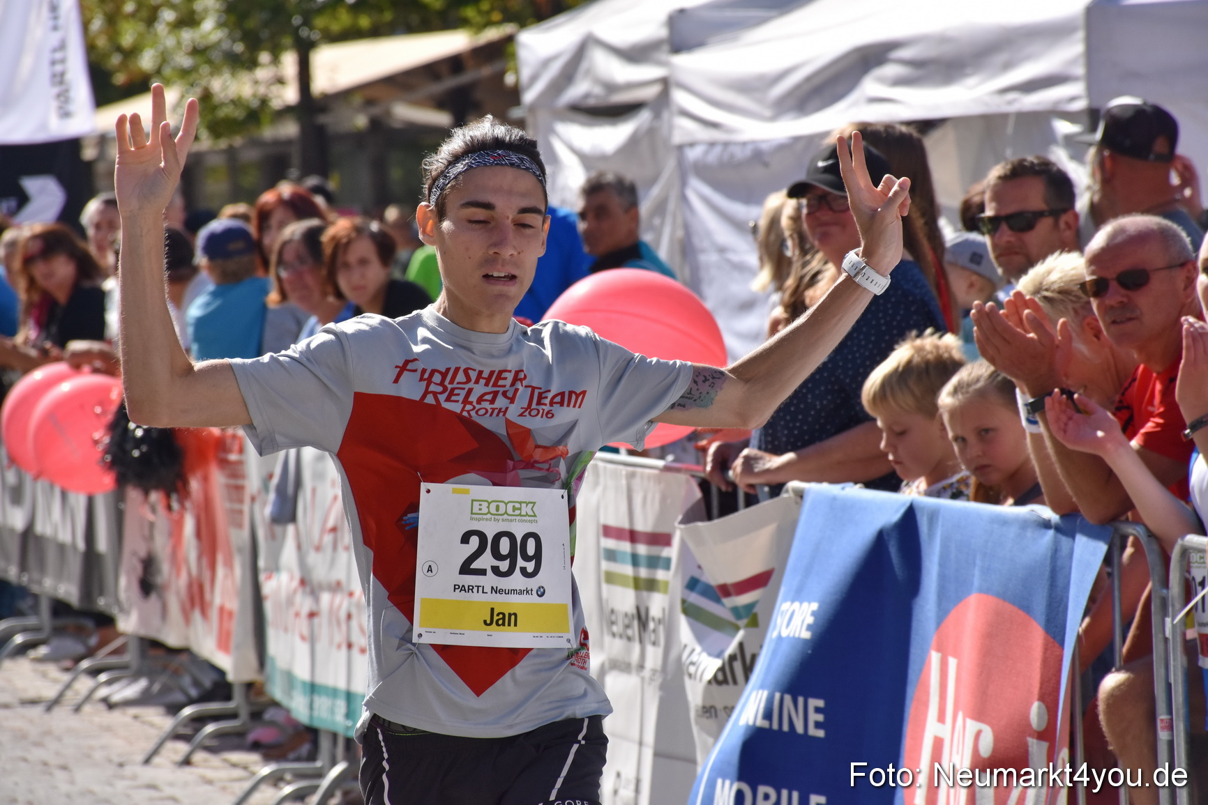Zieleinlauf Stadtlauf Neumarkt 2018 0733