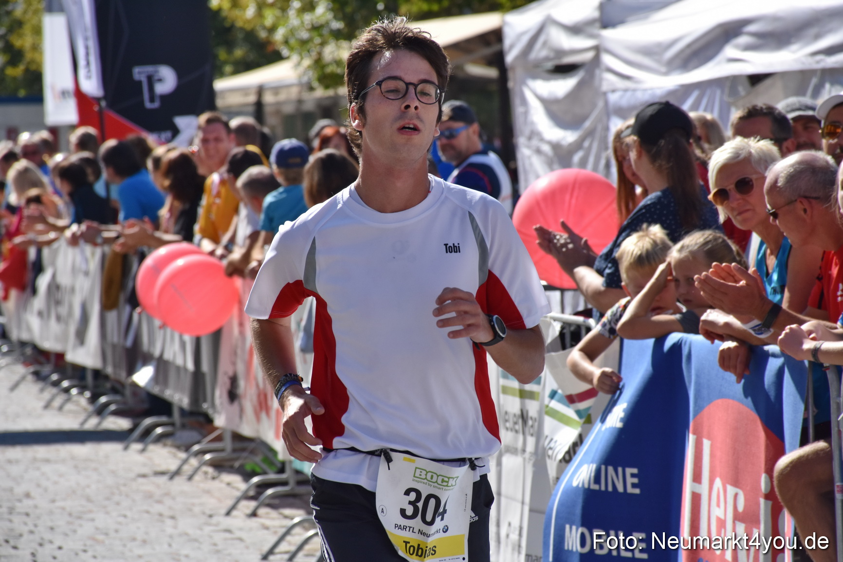 Zieleinlauf Stadtlauf Neumarkt 2018 0742
