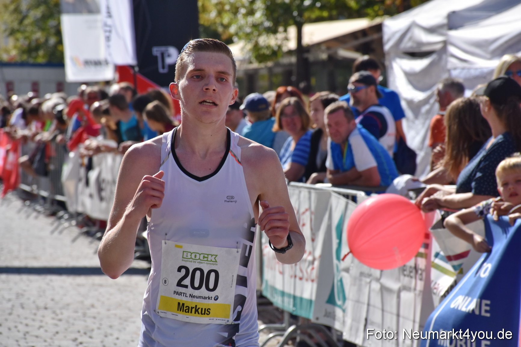 Zieleinlauf Stadtlauf Neumarkt 2018 0744
