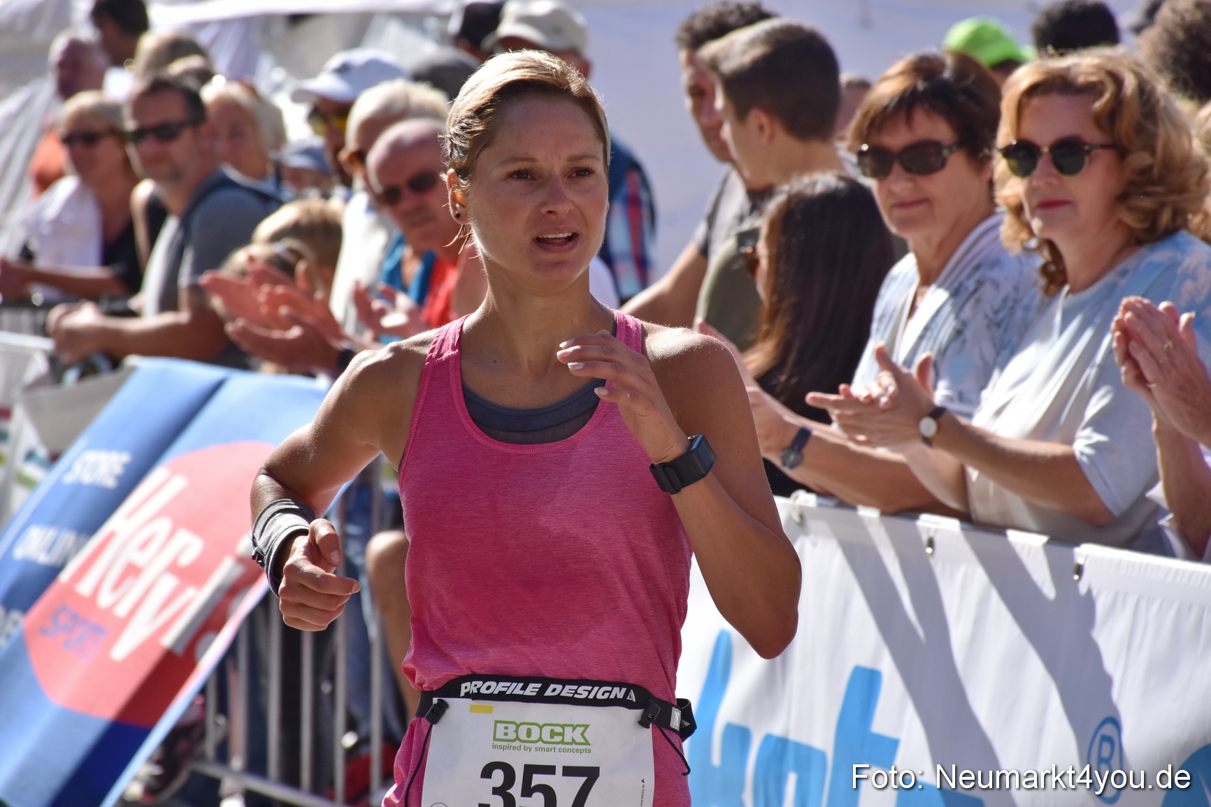 Zieleinlauf Stadtlauf Neumarkt 2018 0753