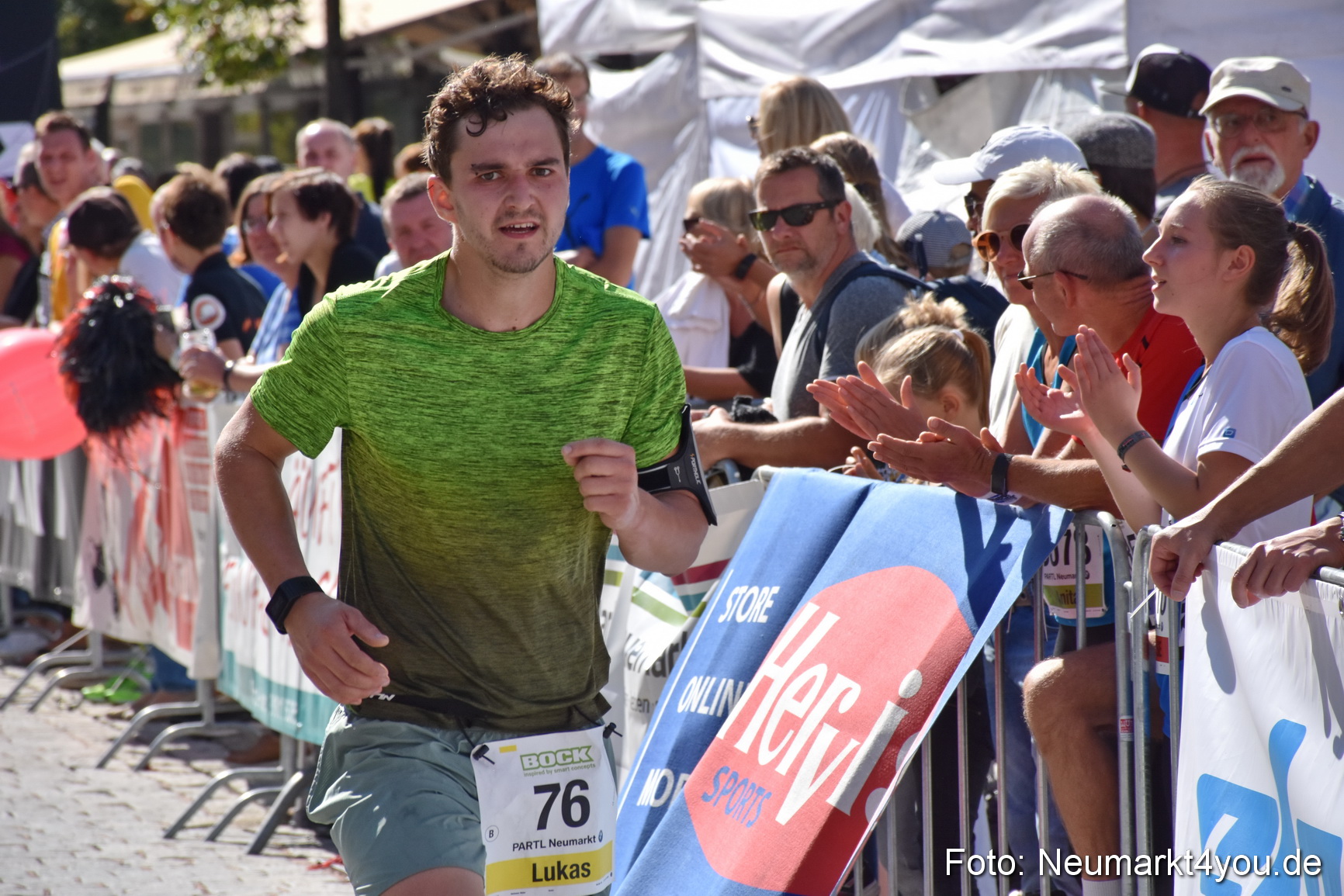 Zieleinlauf Stadtlauf Neumarkt 2018 0754