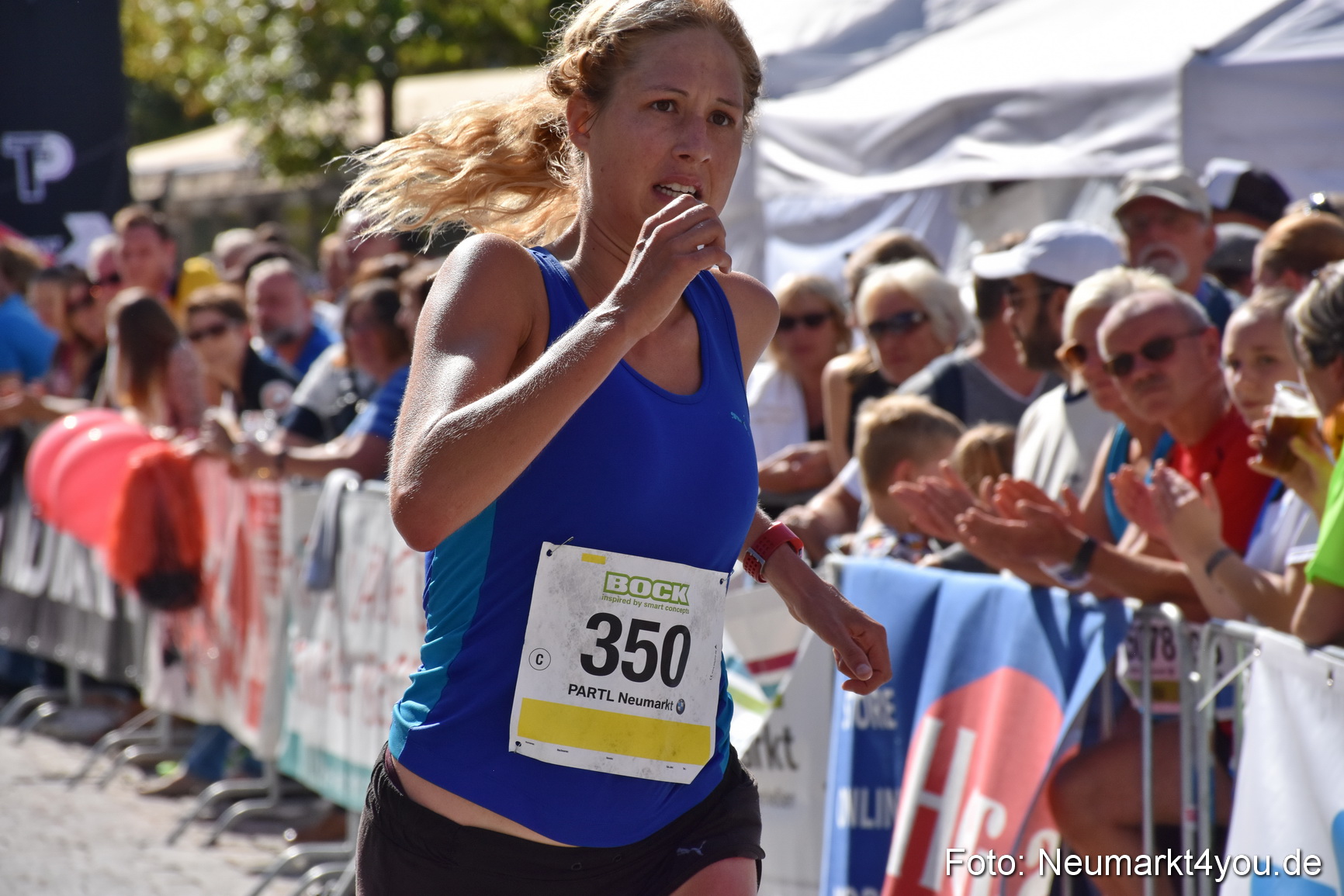 Zieleinlauf Stadtlauf Neumarkt 2018 0760