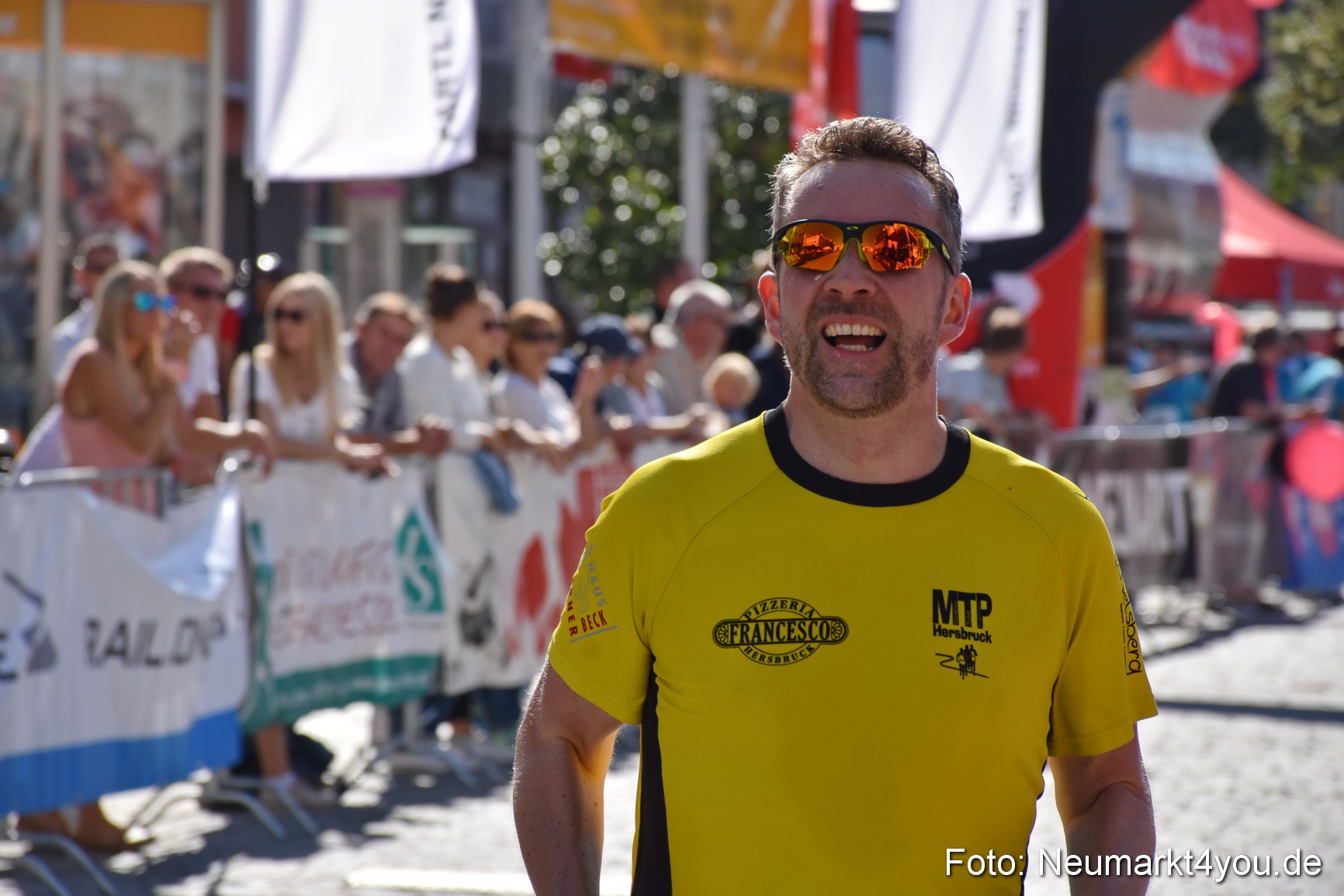 Zieleinlauf Stadtlauf Neumarkt 2018 0785