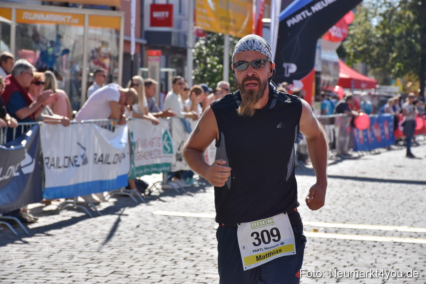 Zieleinlauf Stadtlauf Neumarkt 2018 0794