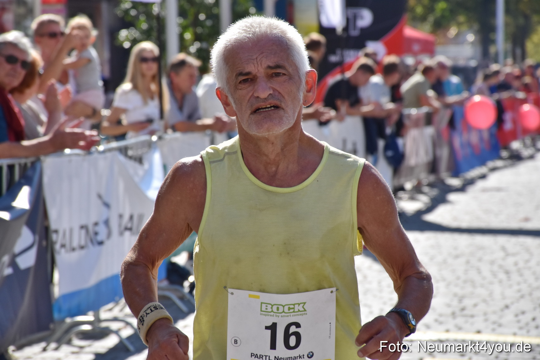 Zieleinlauf Stadtlauf Neumarkt 2018 0812