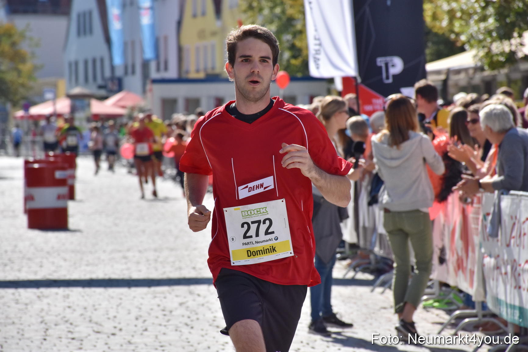 Zieleinlauf Stadtlauf Neumarkt 2018 0816