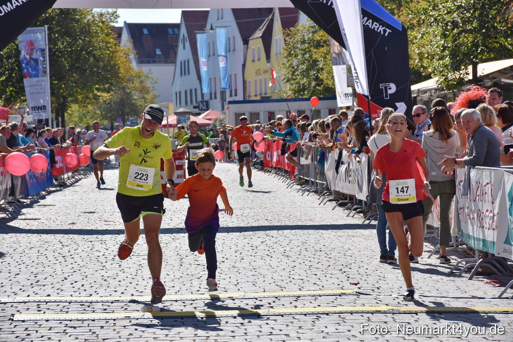 Zieleinlauf Stadtlauf Neumarkt 2018 0817