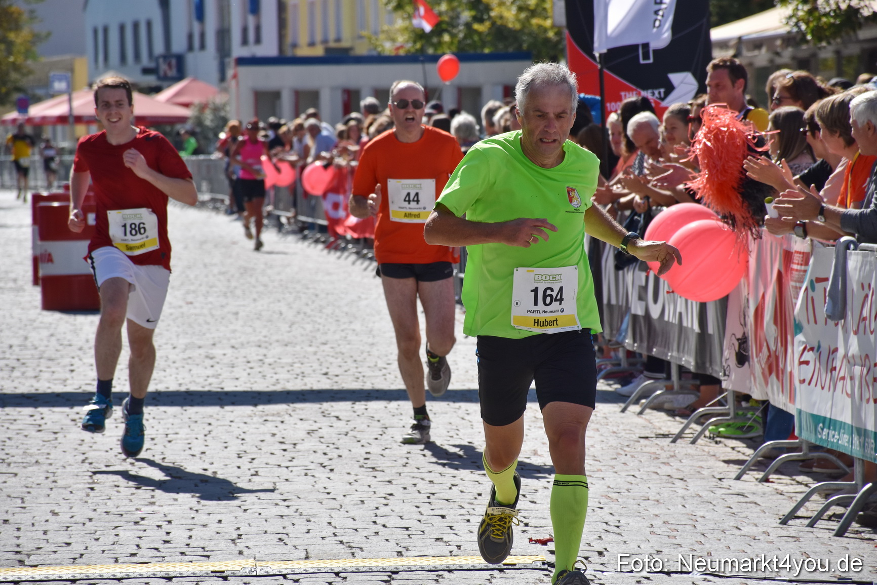 Zieleinlauf Stadtlauf Neumarkt 2018 0826