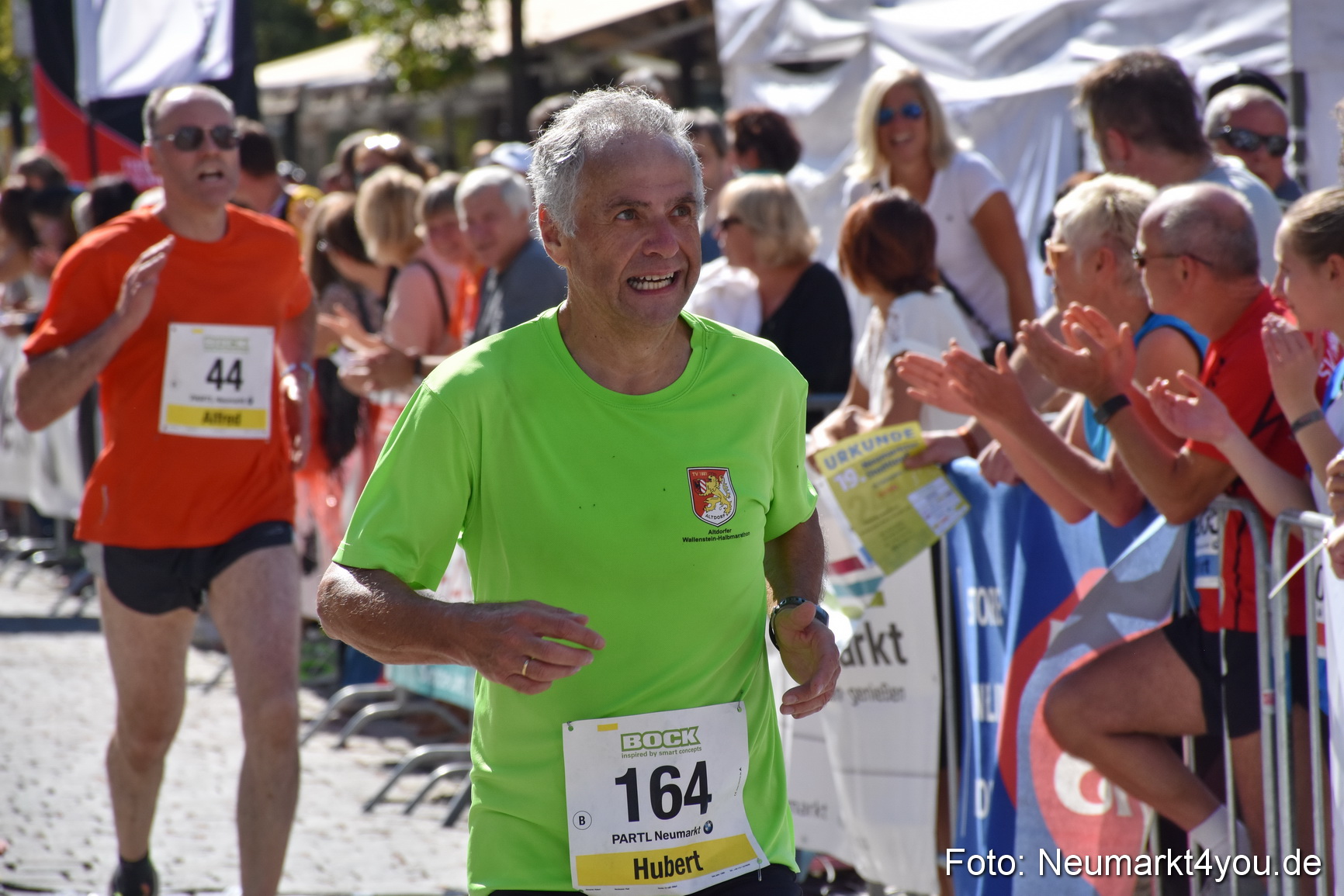 Zieleinlauf Stadtlauf Neumarkt 2018 0827