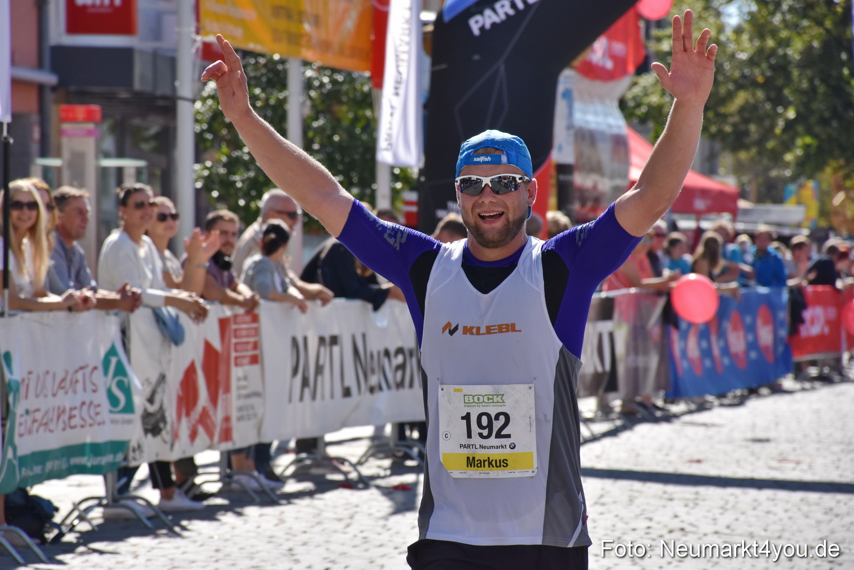 Zieleinlauf Stadtlauf Neumarkt 2018 0840