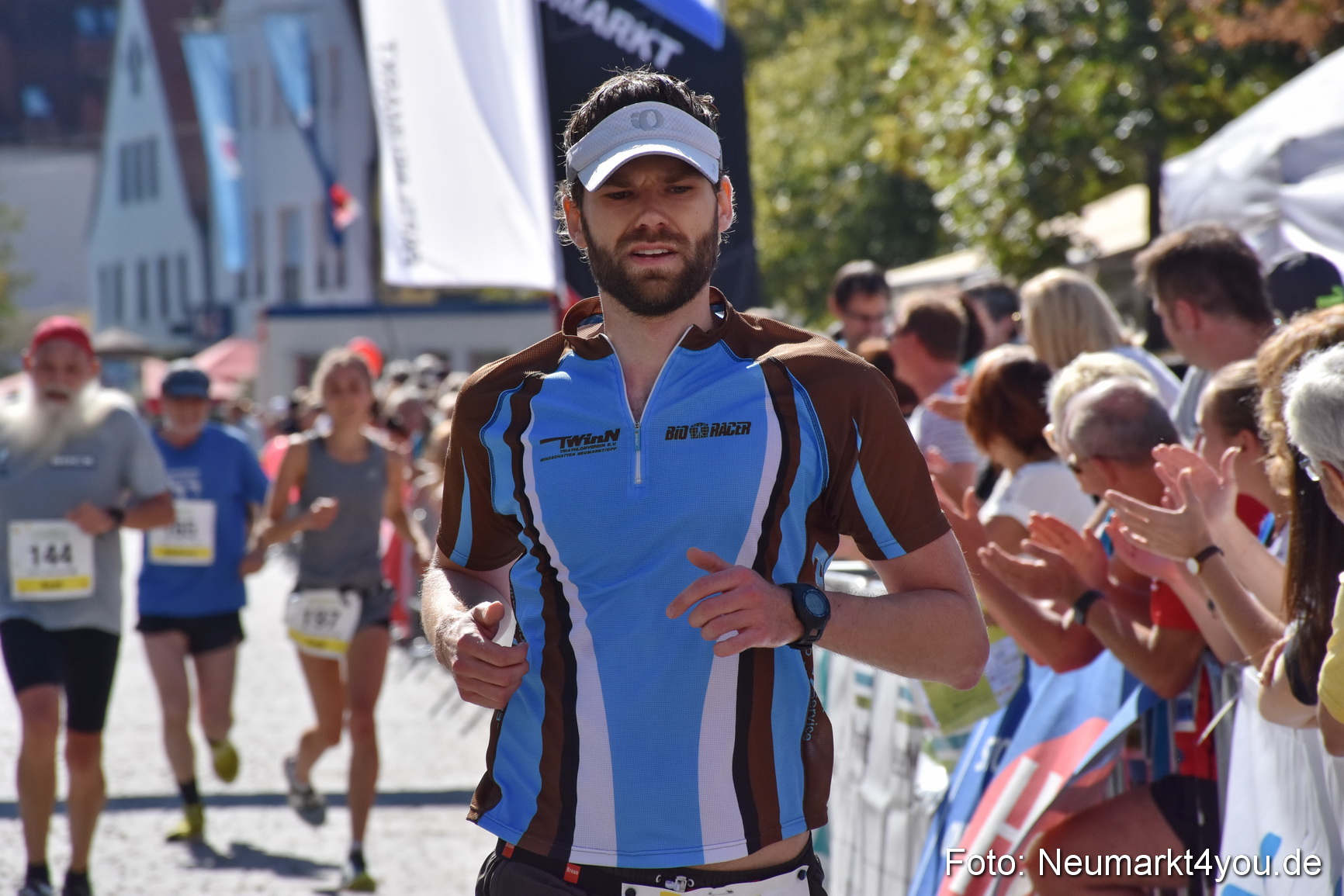 Zieleinlauf Stadtlauf Neumarkt 2018 0845