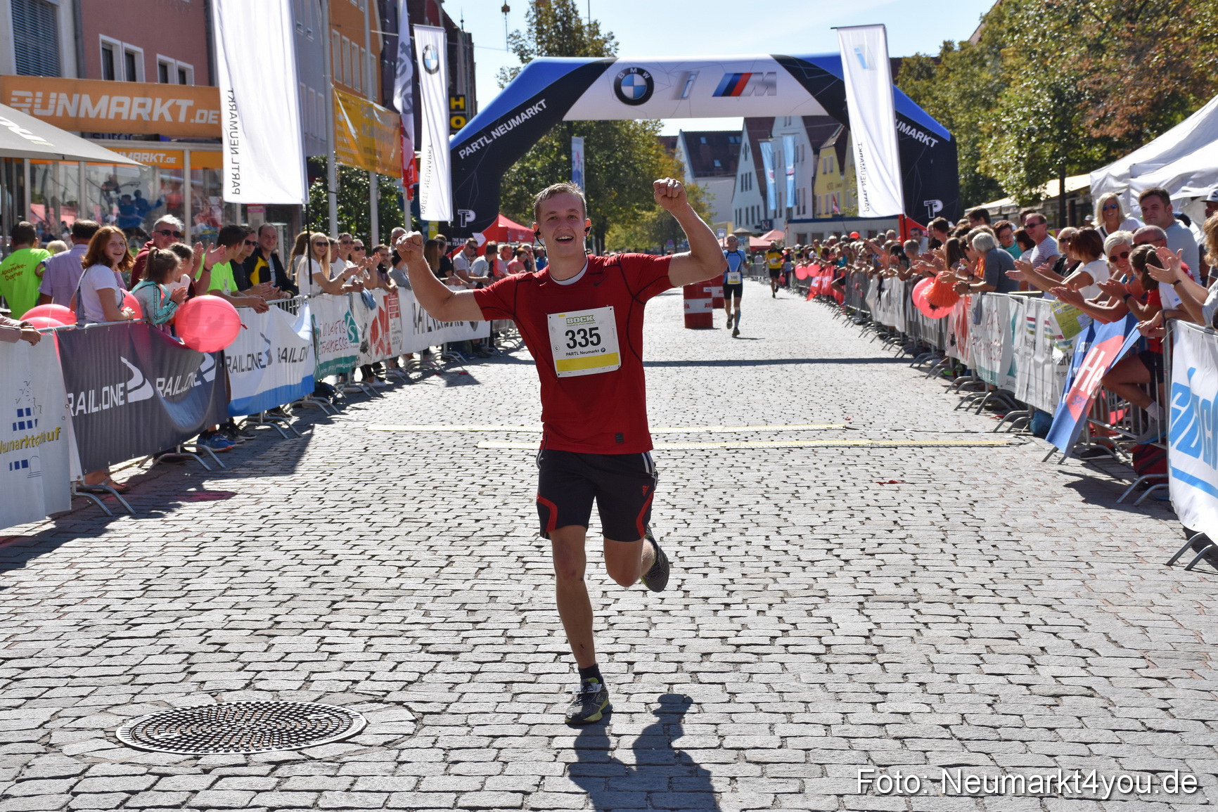 Zieleinlauf Stadtlauf Neumarkt 2018 0848
