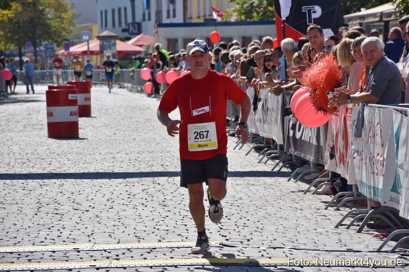 Zieleinlauf Stadtlauf Neumarkt 2018 0855