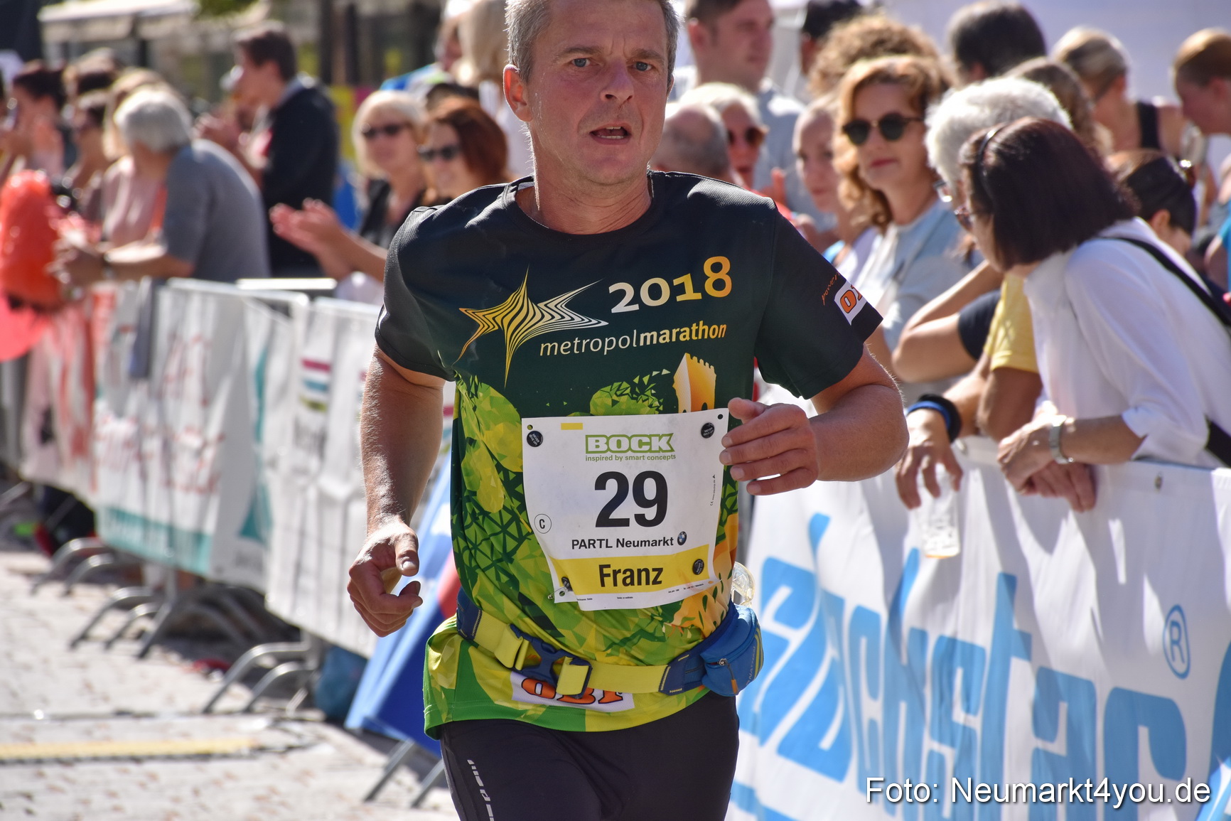 Zieleinlauf Stadtlauf Neumarkt 2018 0878