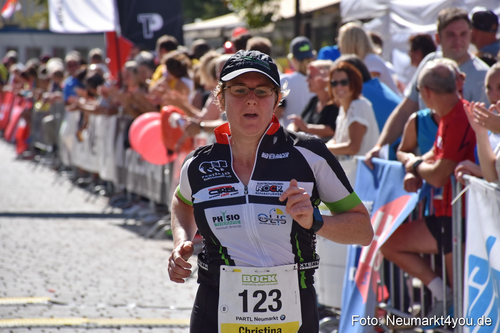 Zieleinlauf Stadtlauf Neumarkt 2018 0883