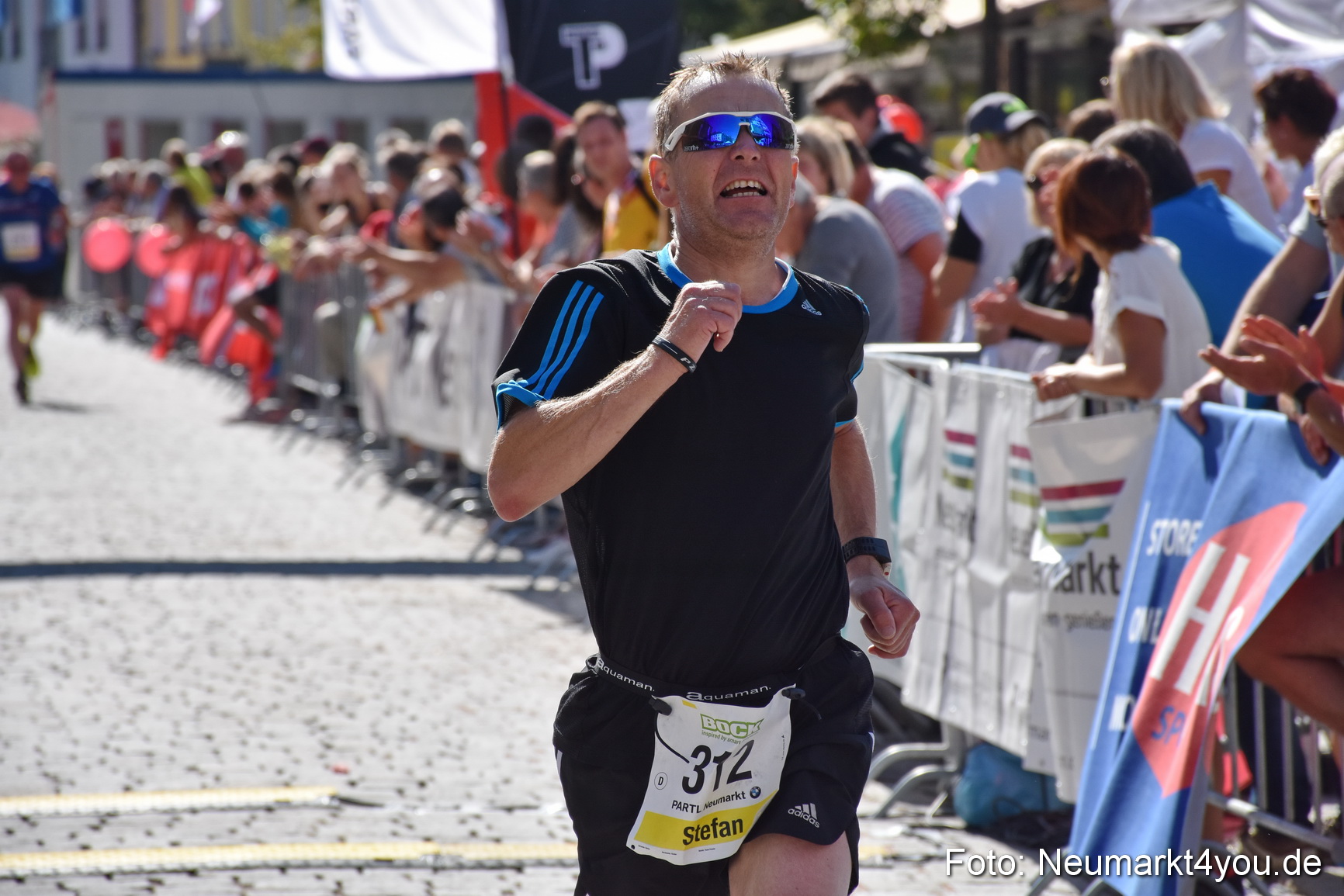 Zieleinlauf Stadtlauf Neumarkt 2018 0884