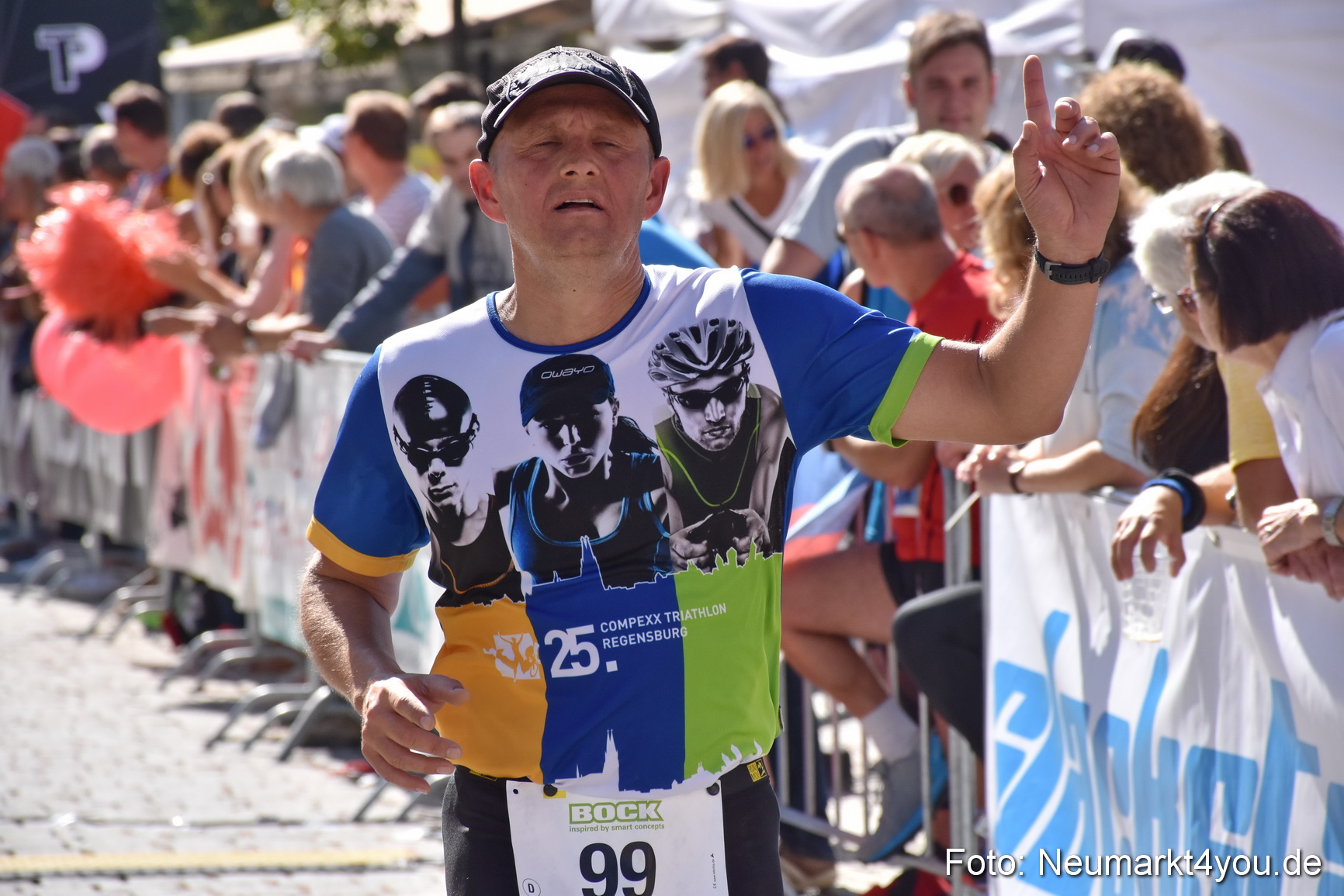 Zieleinlauf Stadtlauf Neumarkt 2018 0894