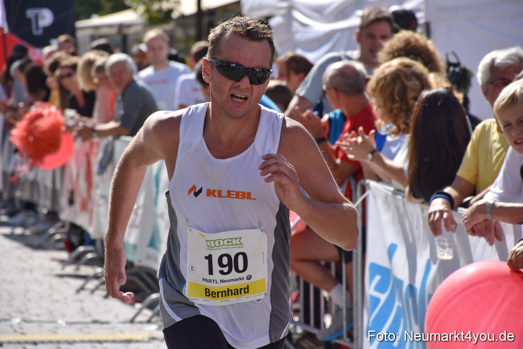 Zieleinlauf Stadtlauf Neumarkt 2018 0903