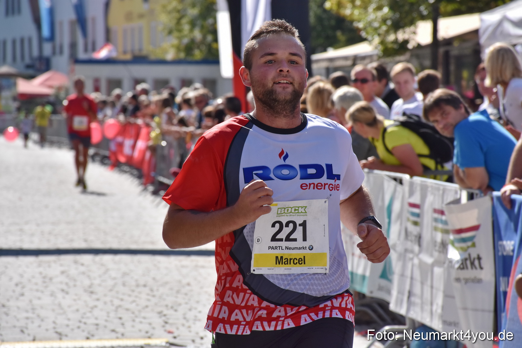 Zieleinlauf Stadtlauf Neumarkt 2018 0904
