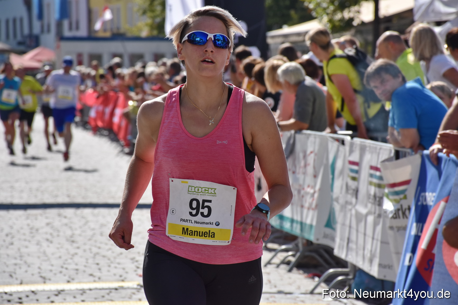 Zieleinlauf Stadtlauf Neumarkt 2018 0907