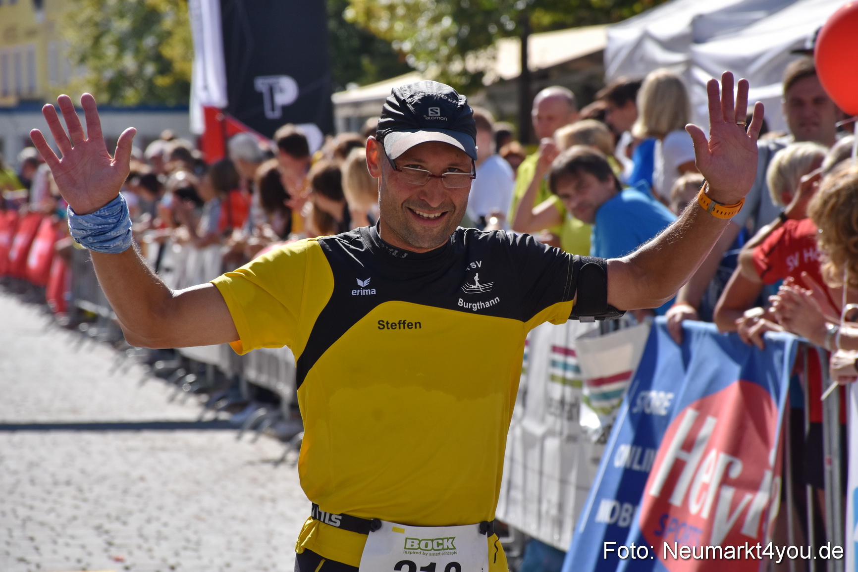 Zieleinlauf Stadtlauf Neumarkt 2018 0911
