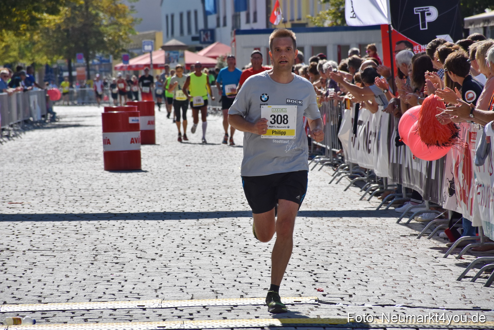 Zieleinlauf Stadtlauf Neumarkt 2018 0918