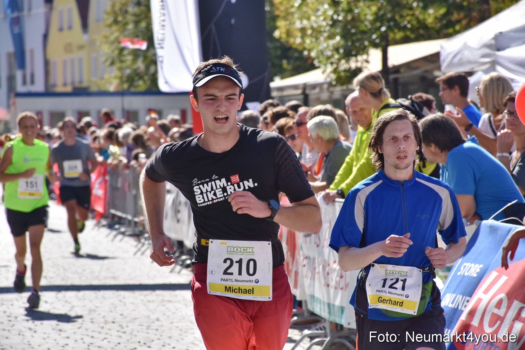 Zieleinlauf Stadtlauf Neumarkt 2018 0923