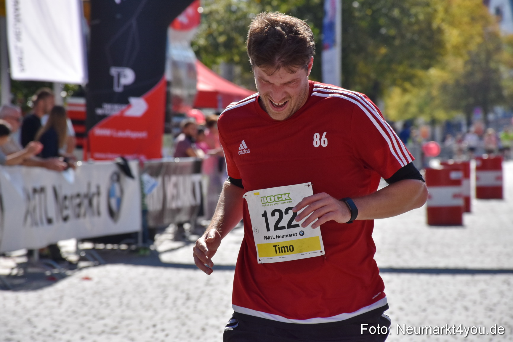Zieleinlauf Stadtlauf Neumarkt 2018 0939
