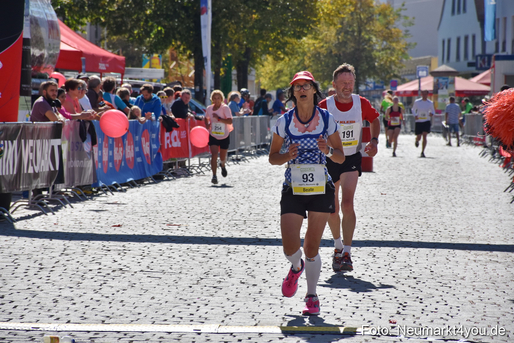 Zieleinlauf Stadtlauf Neumarkt 2018 0943