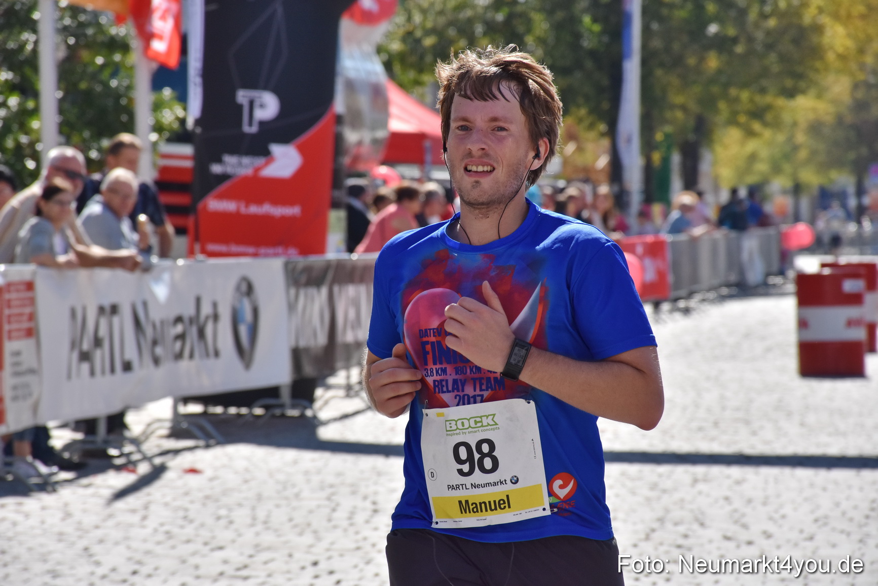 Zieleinlauf Stadtlauf Neumarkt 2018 0958