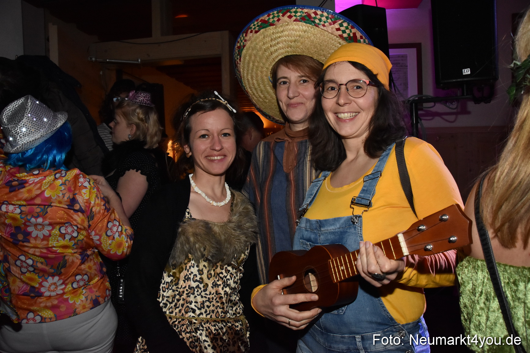 Weiberfasching Neumarkt 2018 0004