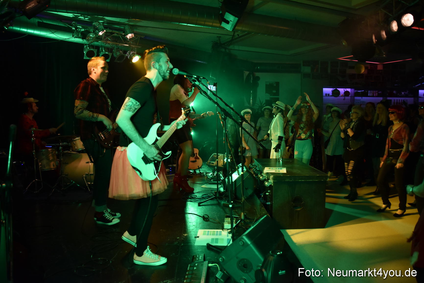 Weiberfasching Neumarkt 2018 0011