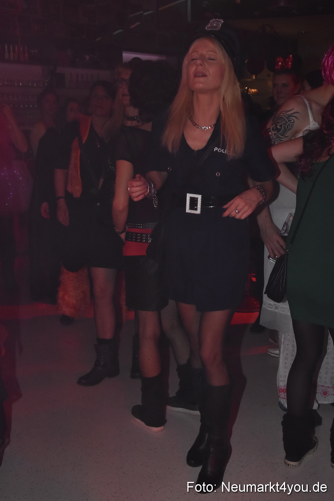 Weiberfasching Neumarkt 2018 0051