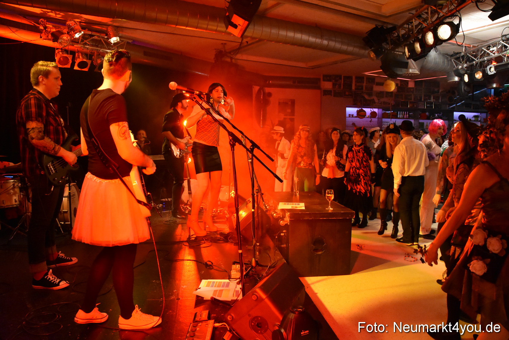 Weiberfasching Neumarkt 2018 0052