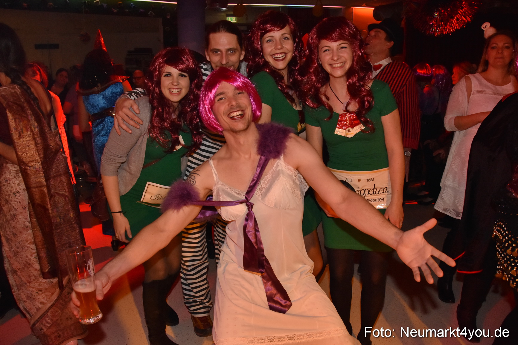 Weiberfasching Neumarkt 2018 0054