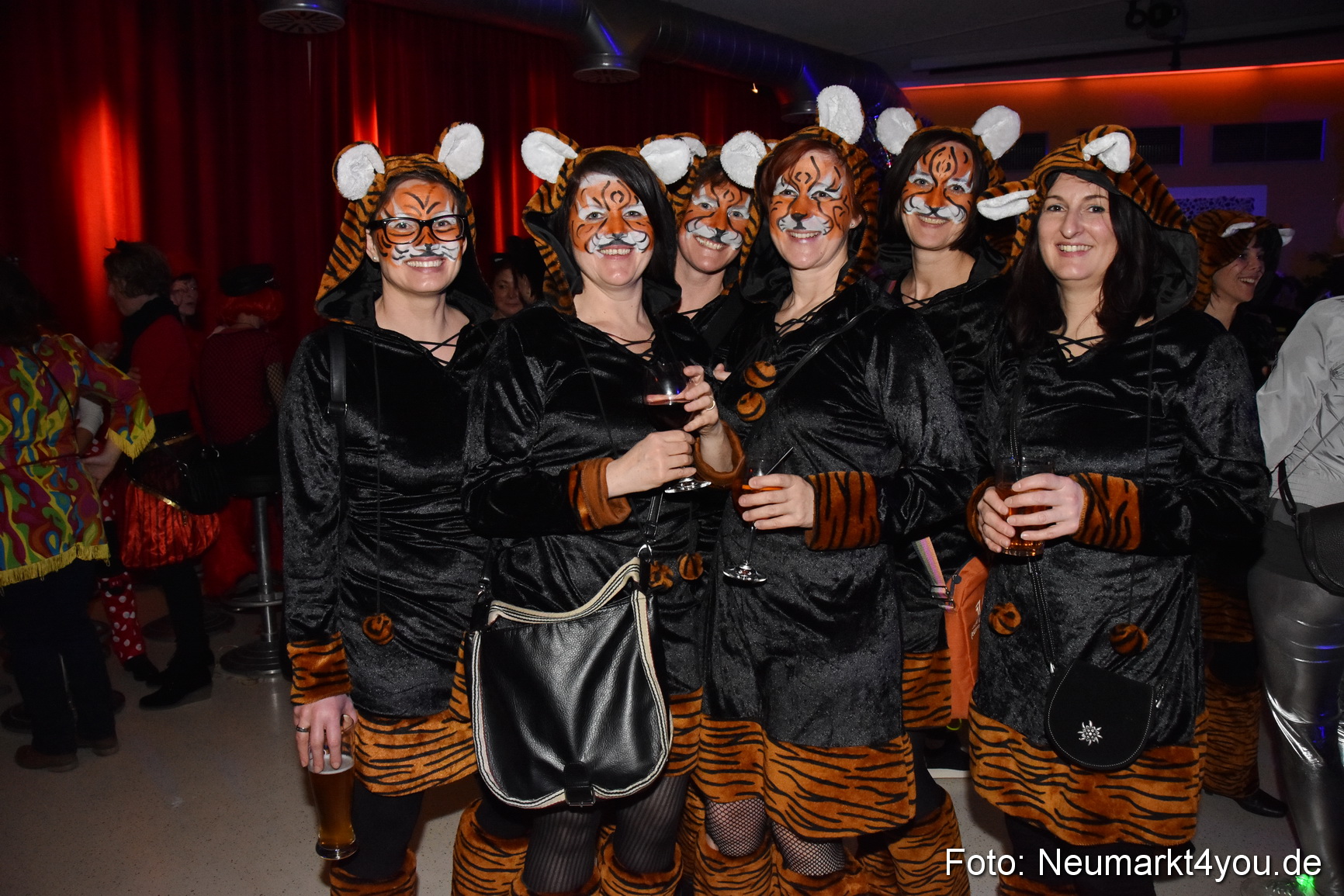 Weiberfasching Neumarkt 2018 0069