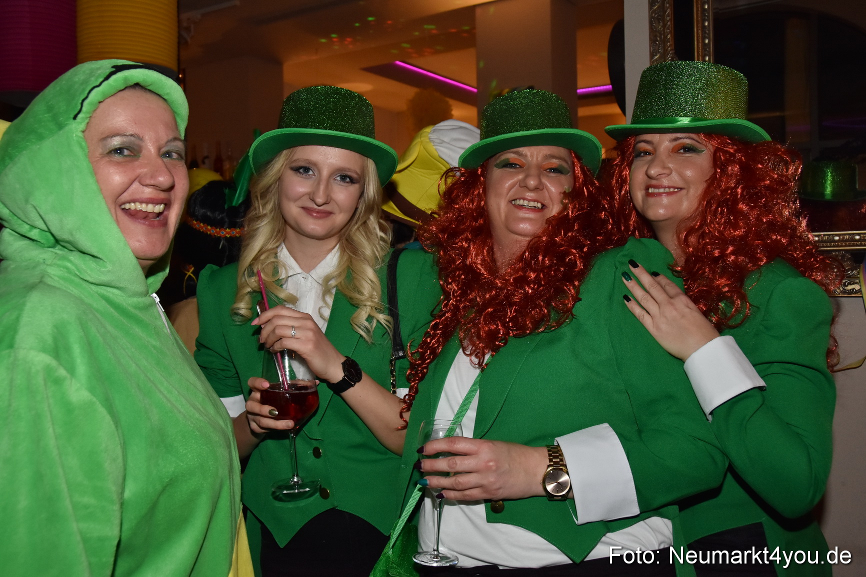 Weiberfasching Neumarkt 2018 0071